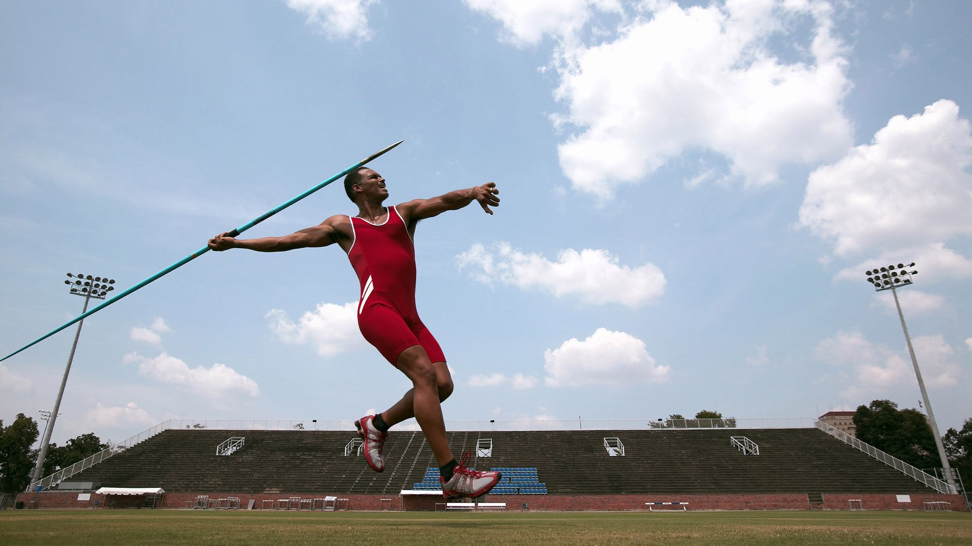 Leyu Sport下载-智能运动装备在体育教学中的实践应用,智能化体育运动设备